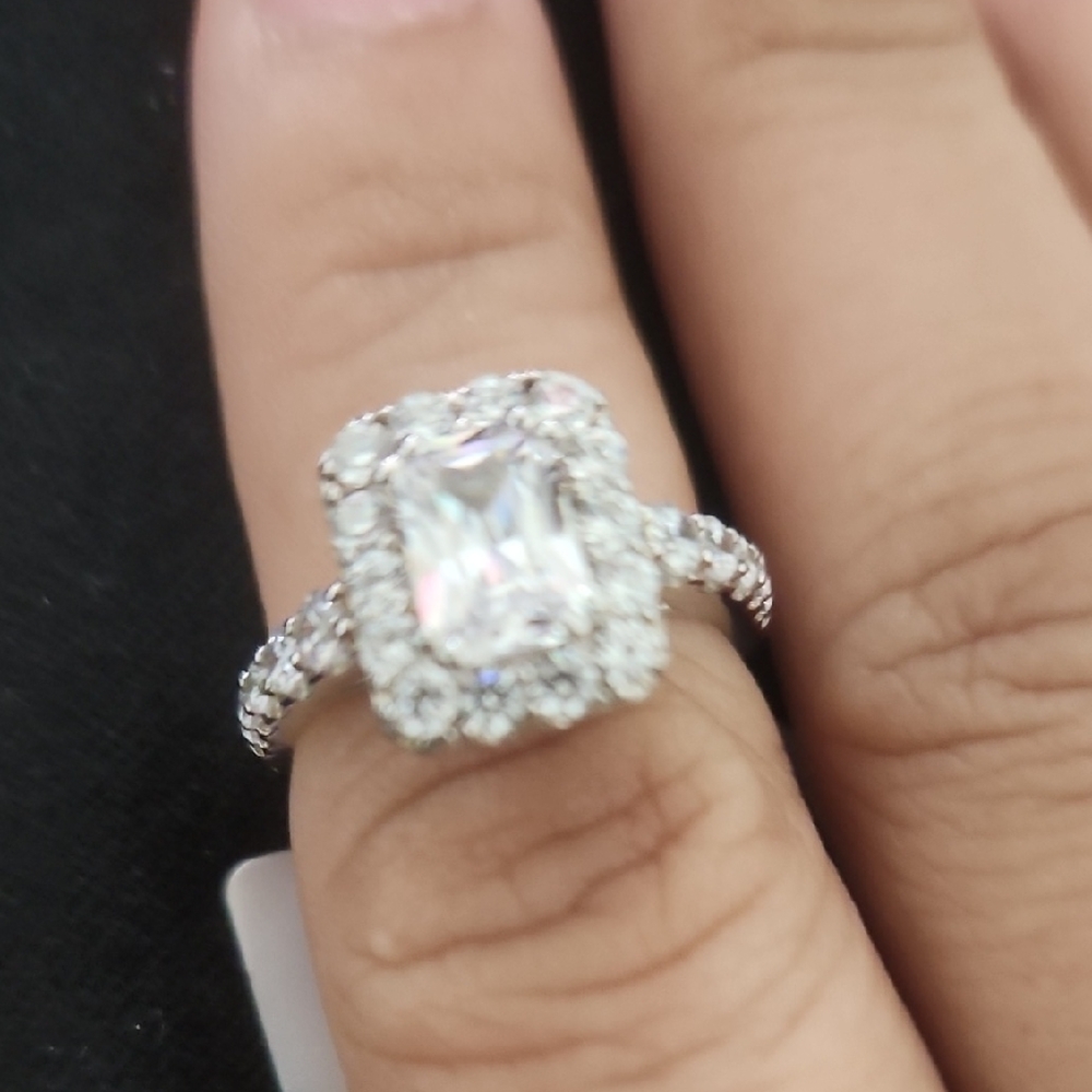 3.49CTW Diamond Ring 925 Sterling Silver Elegant Sparkle